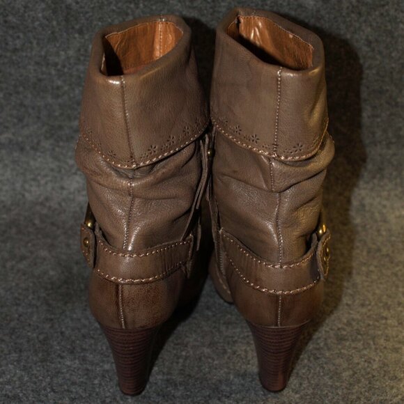 Fossil Women’s Brown Leather Ankle Boots – Size 7 | Buckle Strap | Pre-Owned - Picture 6 of 13